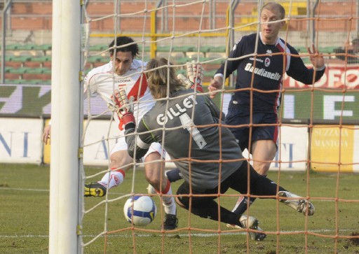 Caridi sbaglia solo davanti al portiere